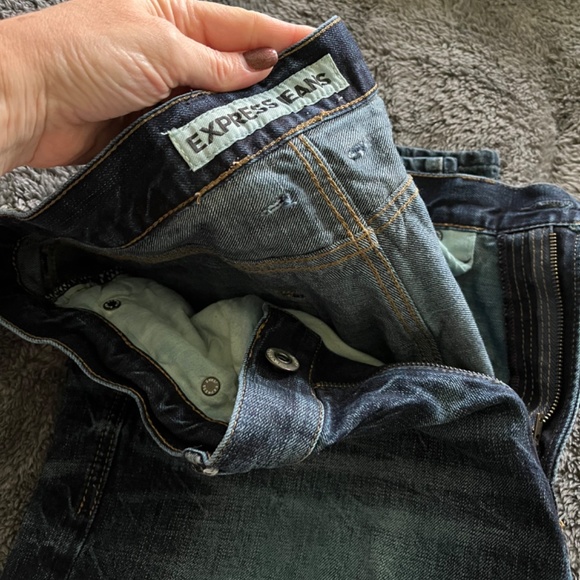 Express Rocco Slim 36x32 - Picture 3 of 3